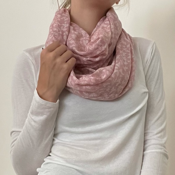 Pink Infinity Scarf - Picture 3 of 3